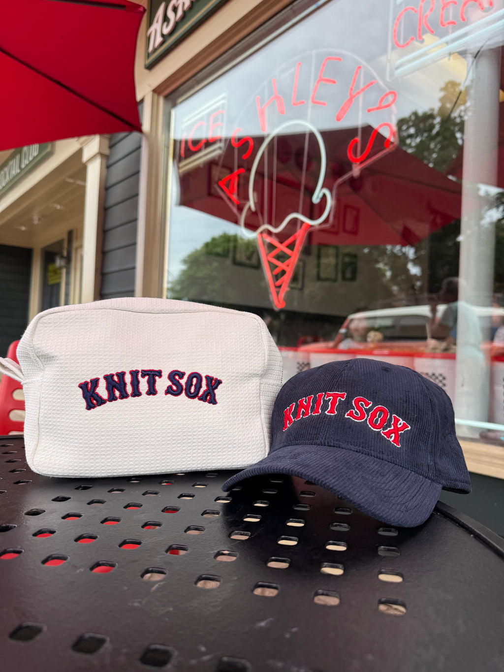 Knit Sox – White Zip Pouch – Red & Navy Puff Embroidery | TIMI