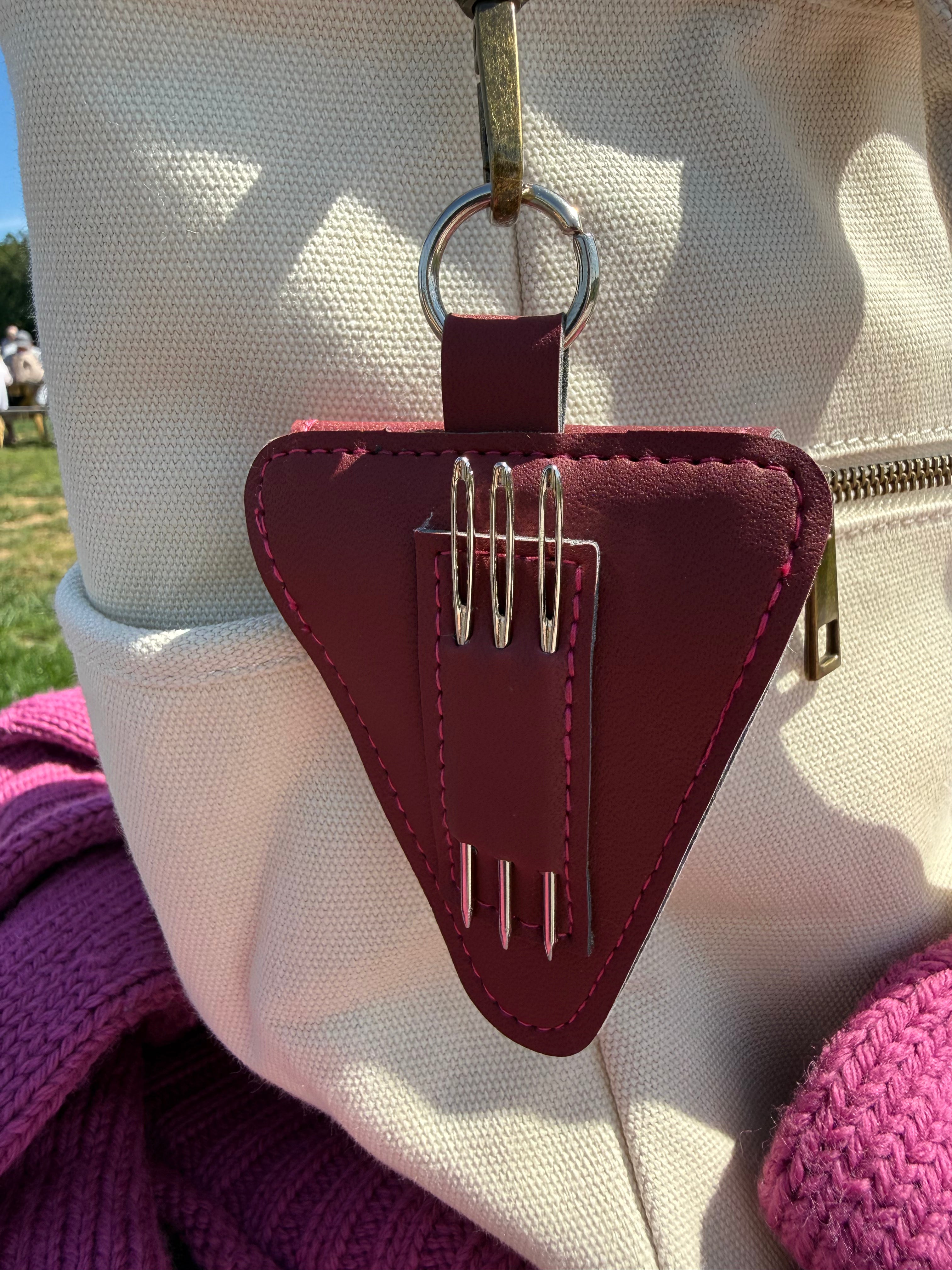 Snip & Stitch Leather Tool Case – Scissor + Darning Needle Holder