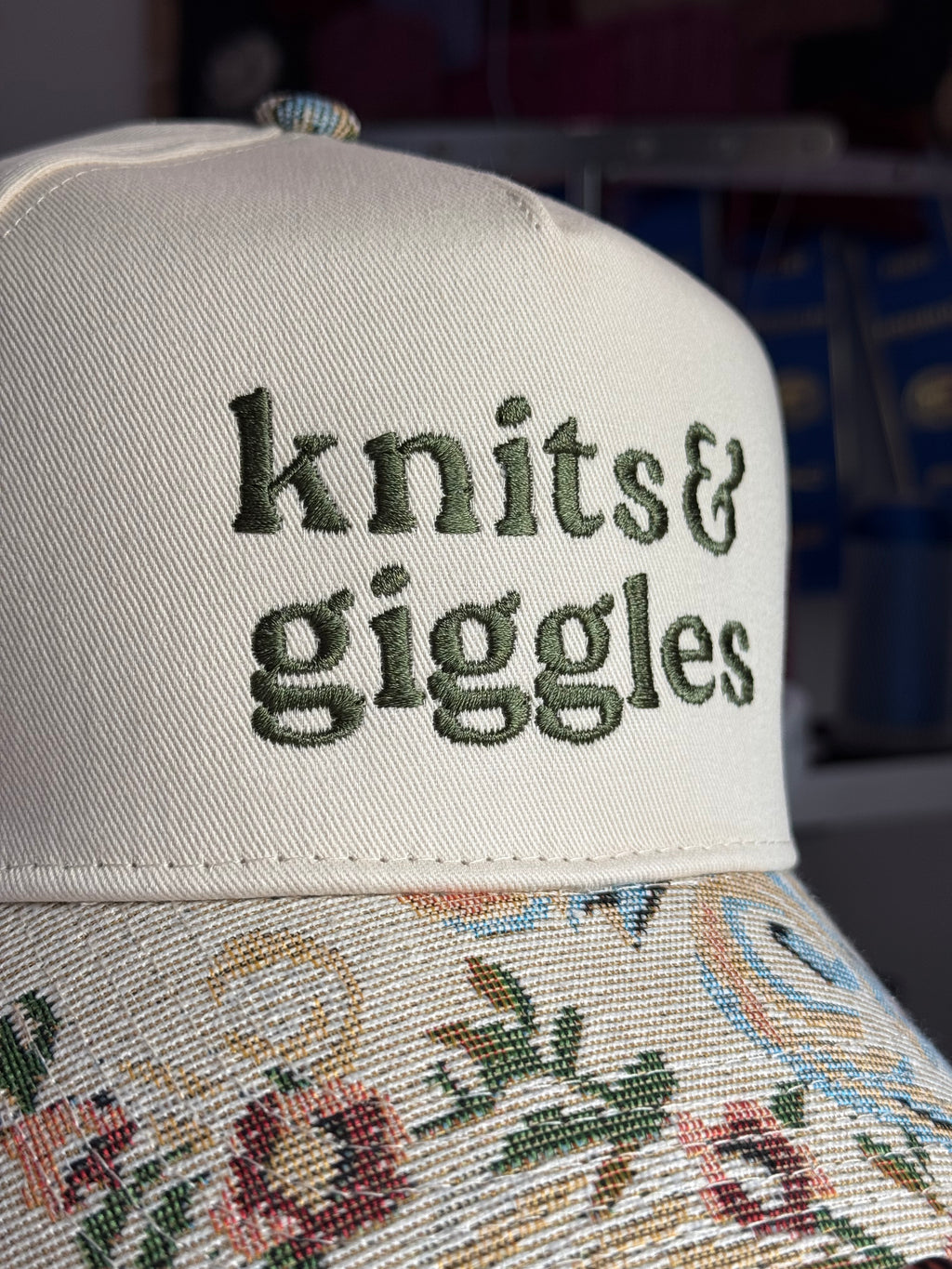 Knits & Giggles Jacquard Floral Hat – Dark Olive Classic Embroidery