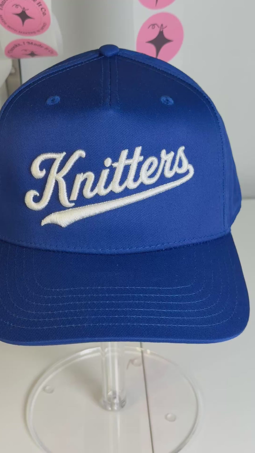 LA Knitters – Royal Structured Hat – White Embroidery | TIMI